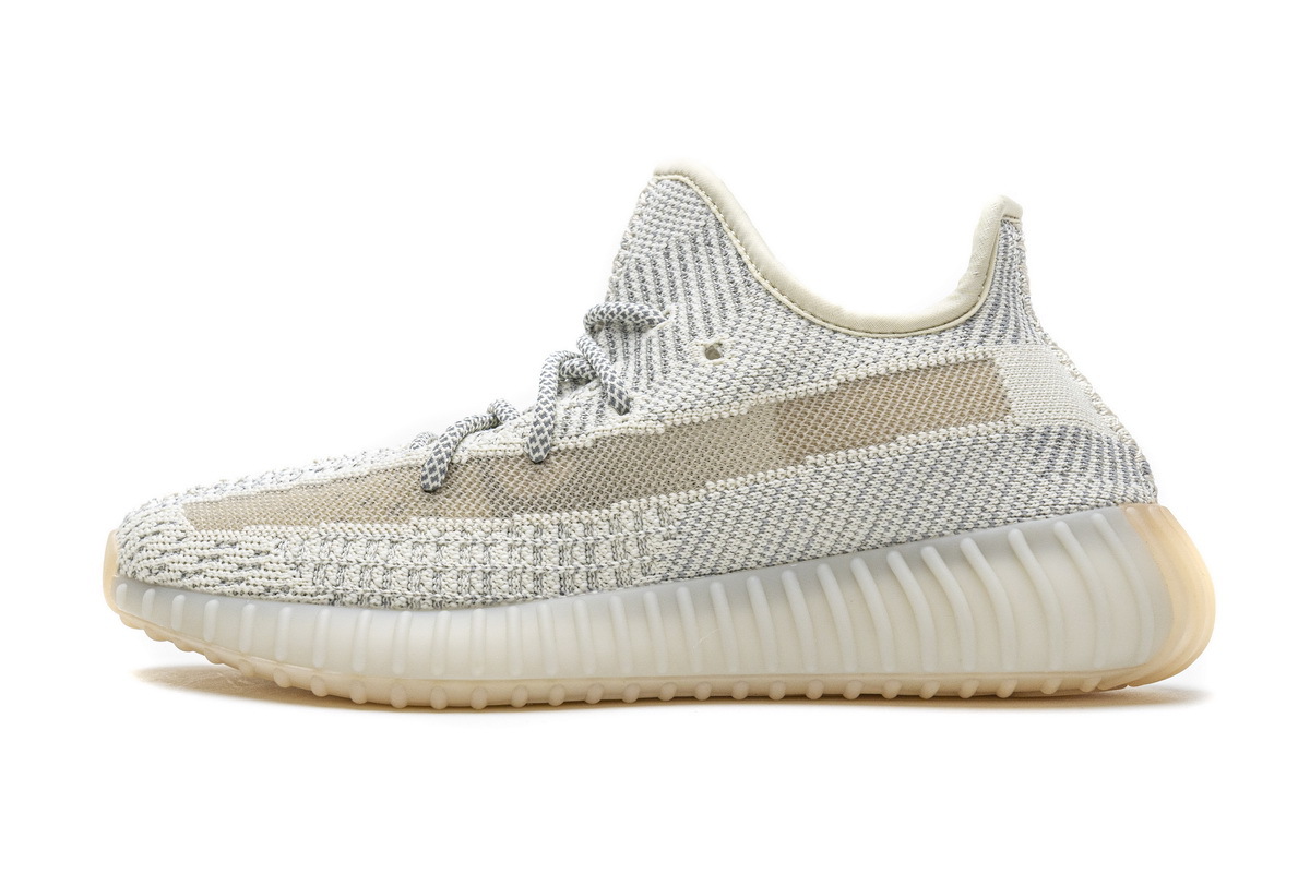 GET Yeezy Boost 350 V2 Lundmark (Reflective)