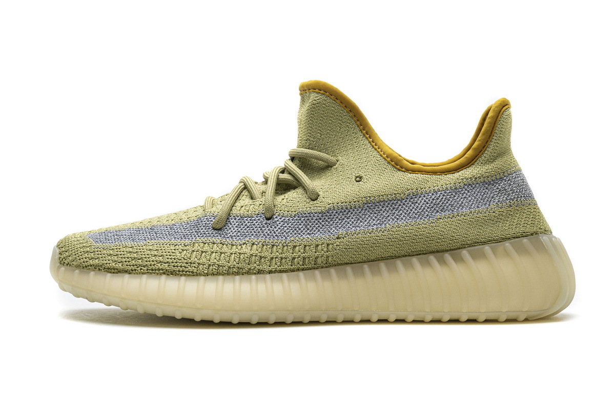GET Yeezy Boost 350 V2 Marsh