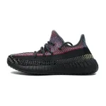 GET Yeezy Boost 350 V2 Yecheil (Reflective)