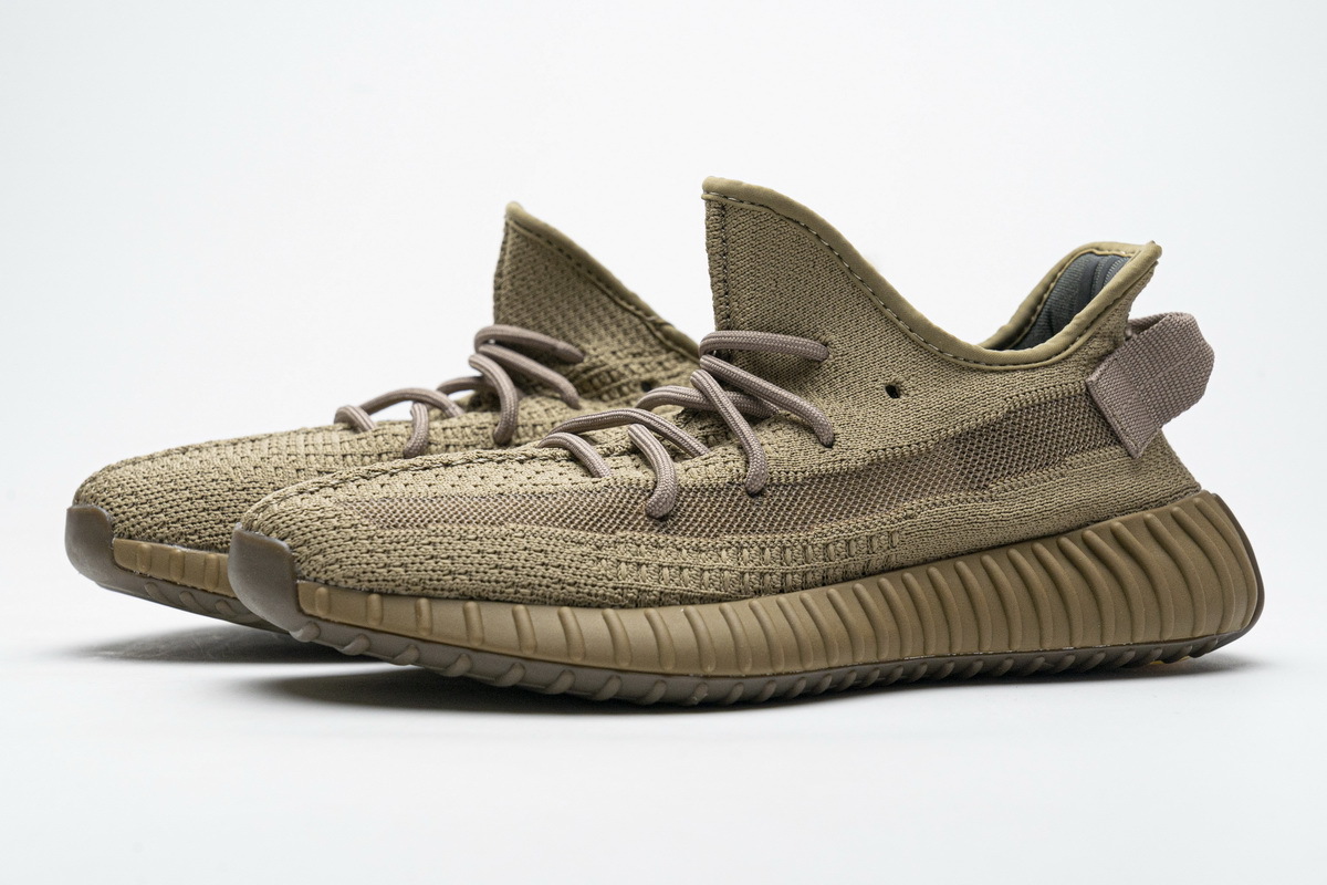 GET Yeezy Boost 350 V2 Earth