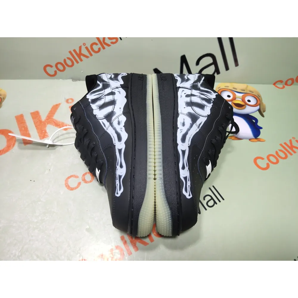 GET Air Force 1 Low Black Skeleton Halloween (2019), BQ7541 001