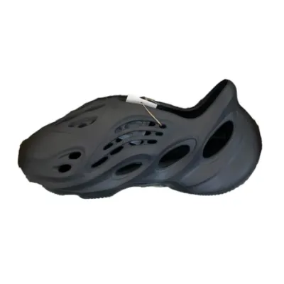 Coolkicks G5 Yeezy Foam RNNR Onyx,HP8739  01