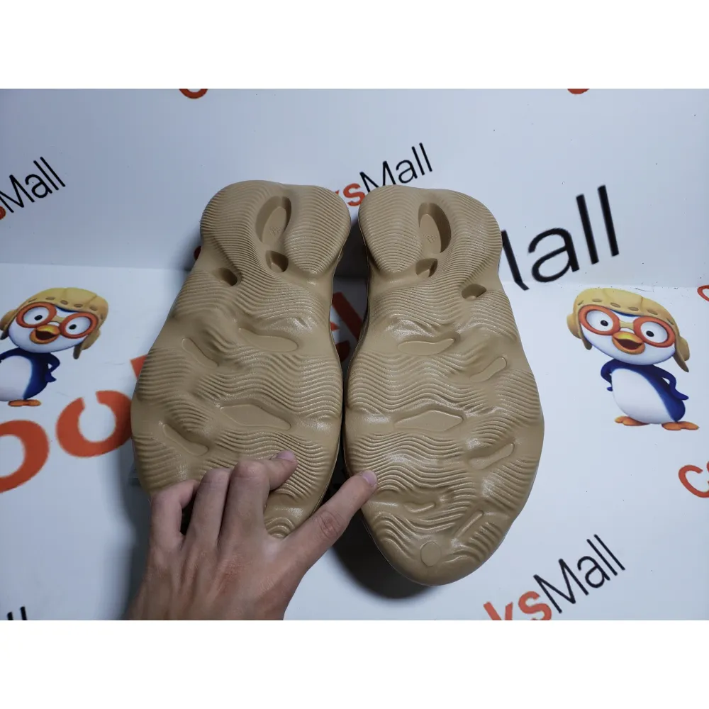 G5 Yeezy Foam RNNR Ochre,GW3354