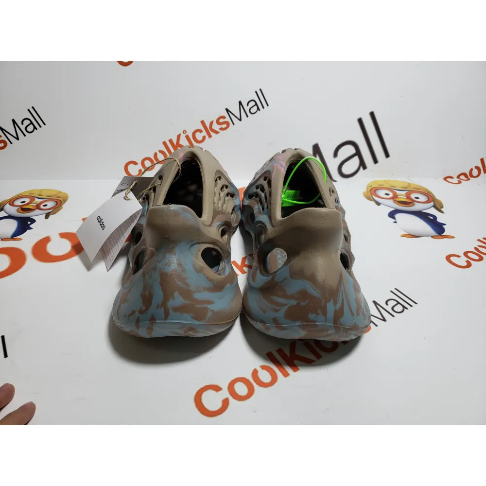 G5 Yeezy Foam RNNR MX Sand Grey,GY3969