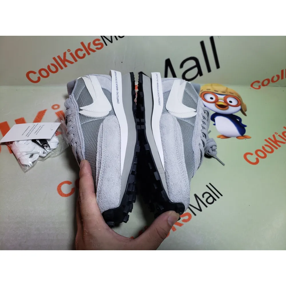 GET LD Waffle SF sacai Fragment Grey,DH2684-001