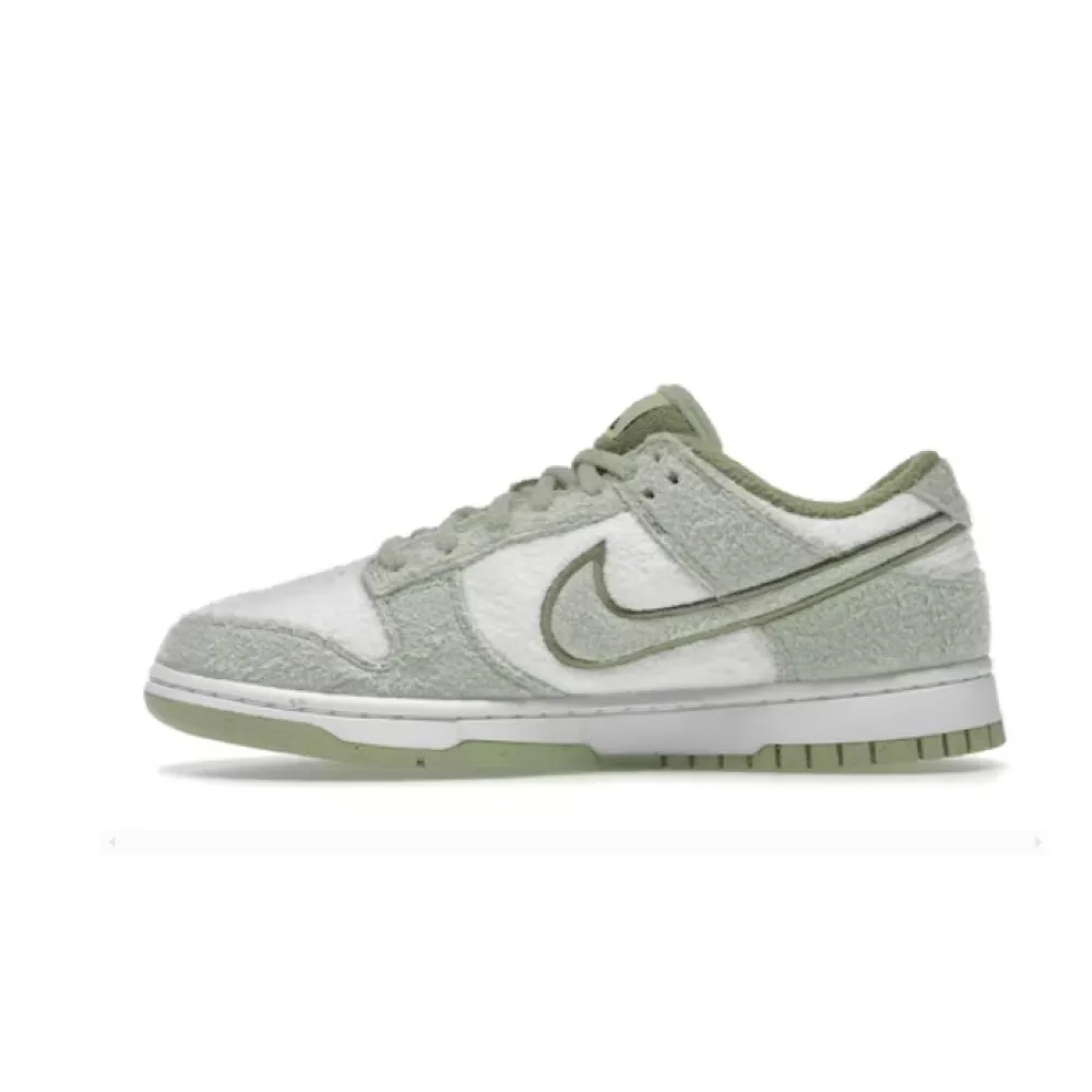 GET  Dunk Low SE Fleece Pack Honeydew, DQ7579-300
