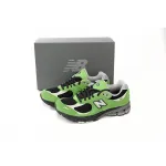 GET New Balance 2002R Sea Black Green，M2002RGZ