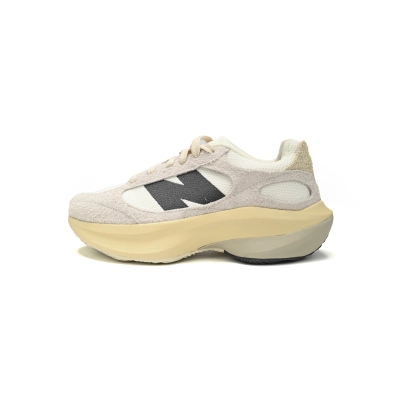 GET UWRPDMOB AURALEE x New Balance Warped Runner 01