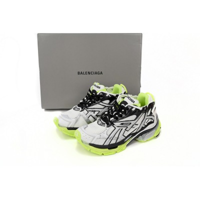 LJR Balenciaga 7th Runner Black, white, and Yellow 677402 W3RBP 1093