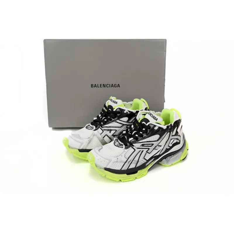 Uabat Balenciaga 7th Runner Black, white, and Yellow 677402 W3RBP 1093