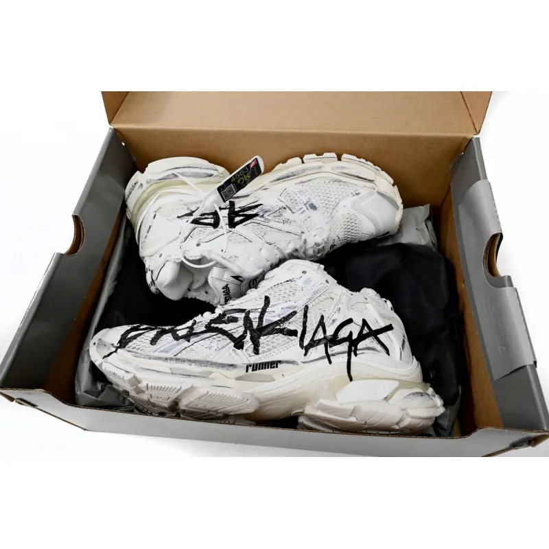 Uabat Balenciaga 7th Runner White And Black Characters 677402 W3RBQ 9010