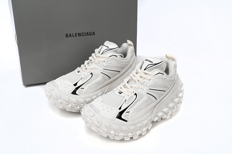  Perfectkicks Balenciaga Defender Off-White 685611 W2RAA 9110