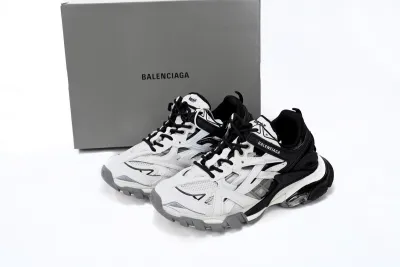 PKGoden  Balenciaga 4th Track 2 Sneaker Black And White 568614 W2GN3 1090 02