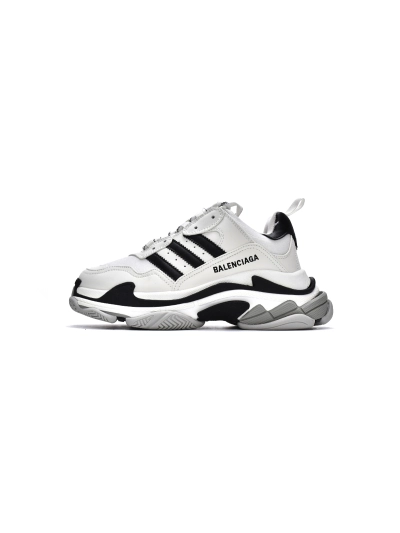PKGoden  Balenciaga 1st Triple S 01