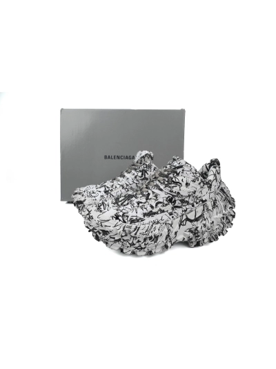 PKGoden  Balenciaga Defender Graffiti 685611 W2RAM 9010 02