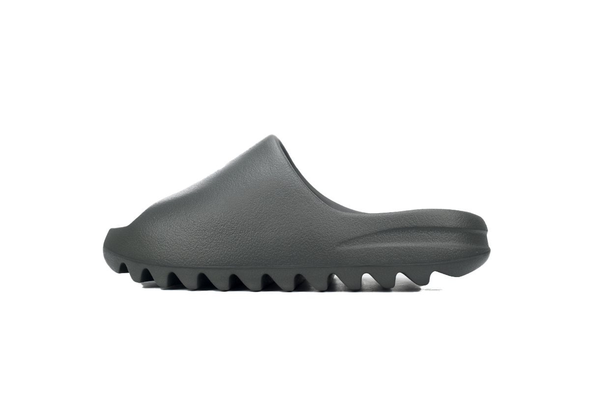 POP  Yeezy Cool Black, ID5103 