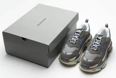 PKGoden  Balenciaga Triple S Grey 483513 W06E1 1259 02