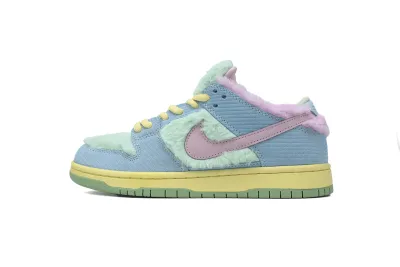 PKGoden  Verdy x Dunk Low SB Visty FN6040-400 01