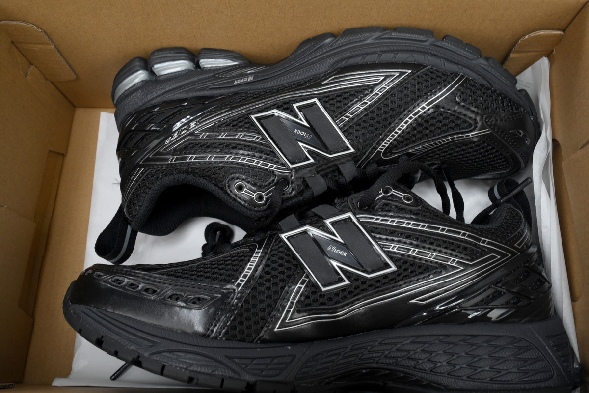 POP  NEW BALANCE Black Silver M1906RCH