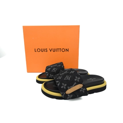 LJR LOUIS VUITTON Pool Pillow Cowboy Label 01