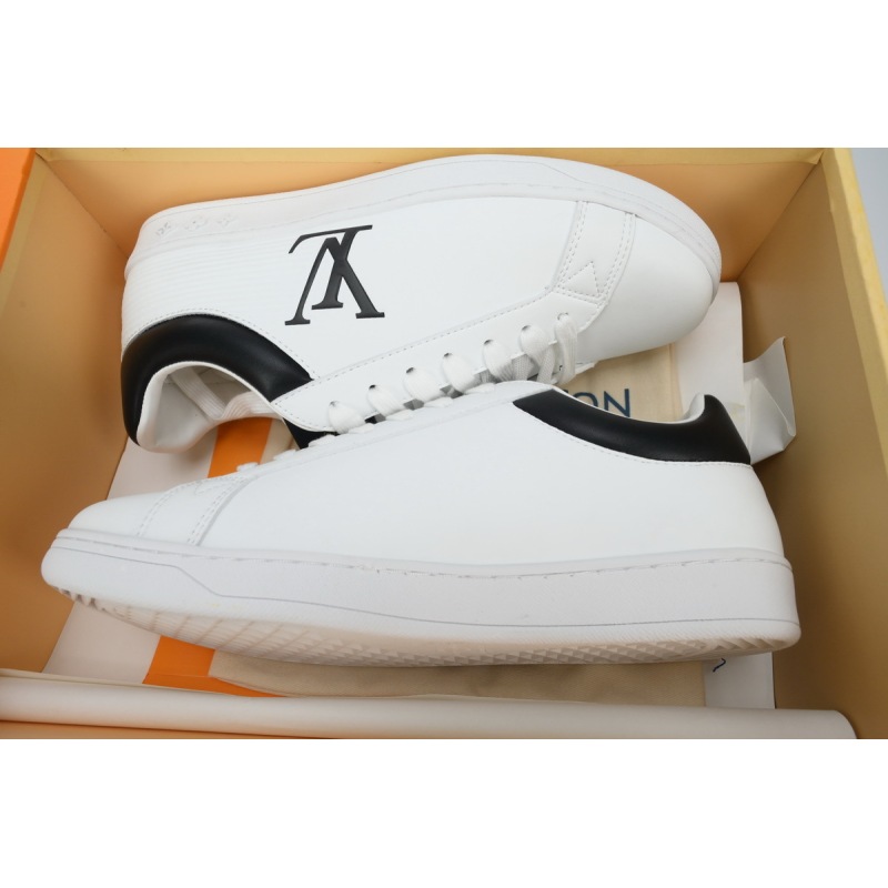 PKGoden LOUIS VUITTON Trainer Black and White