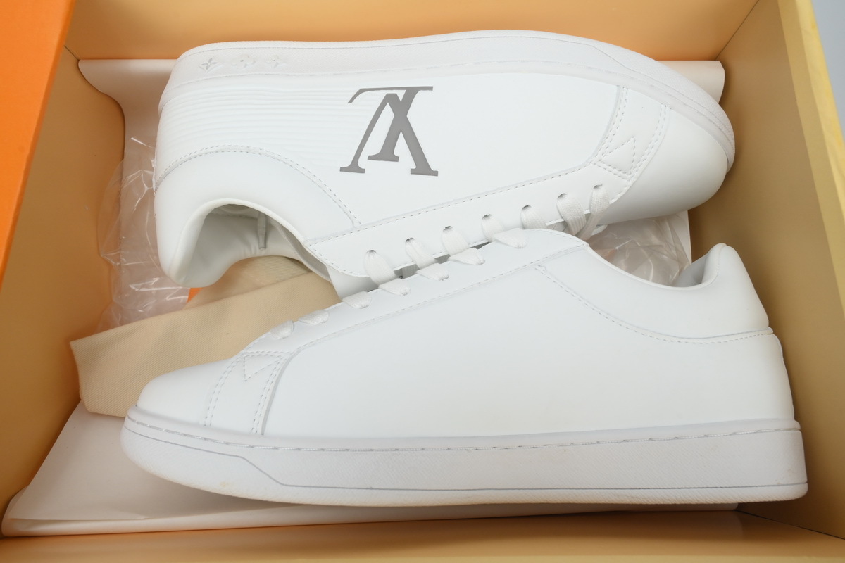 PKGoden LOUIS VUITTON Trainer White