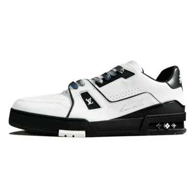 PKGoden Louis Vuitton Trainer White Black 01