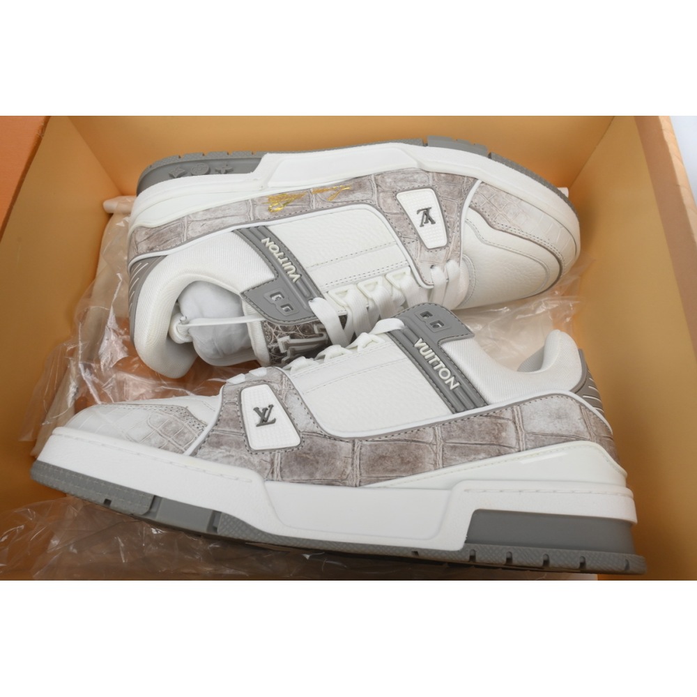 PKGoden LOUIS VUITTON Trainer Alligator Gray White