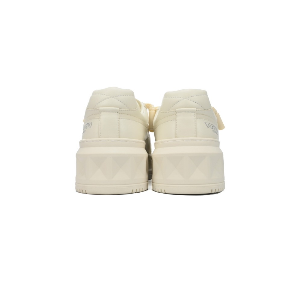 PKGoden Valentino One Stud XL Off White