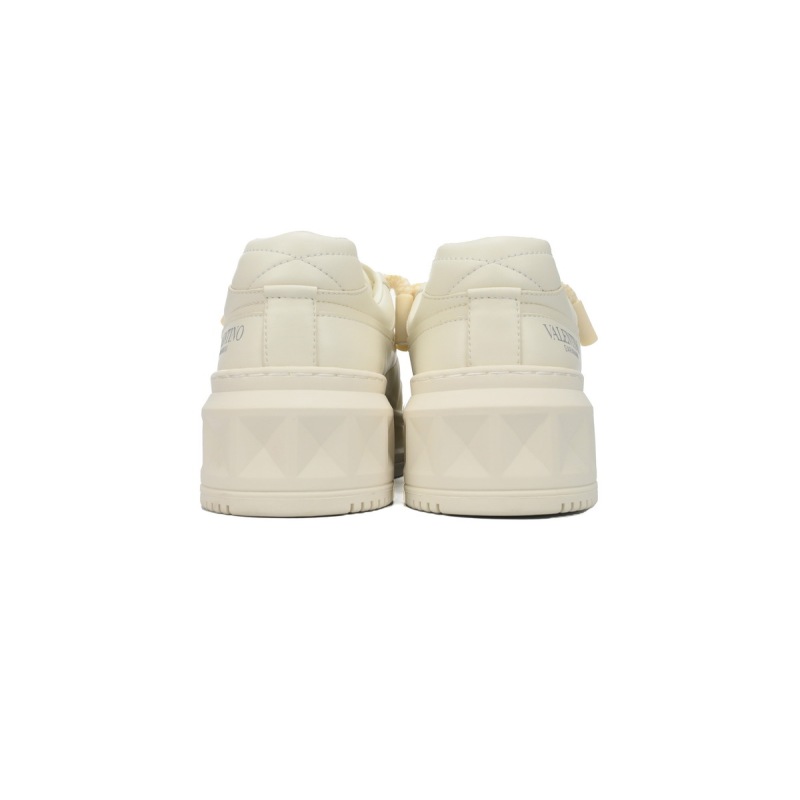 PKGoden Valentino One Stud XL Off White