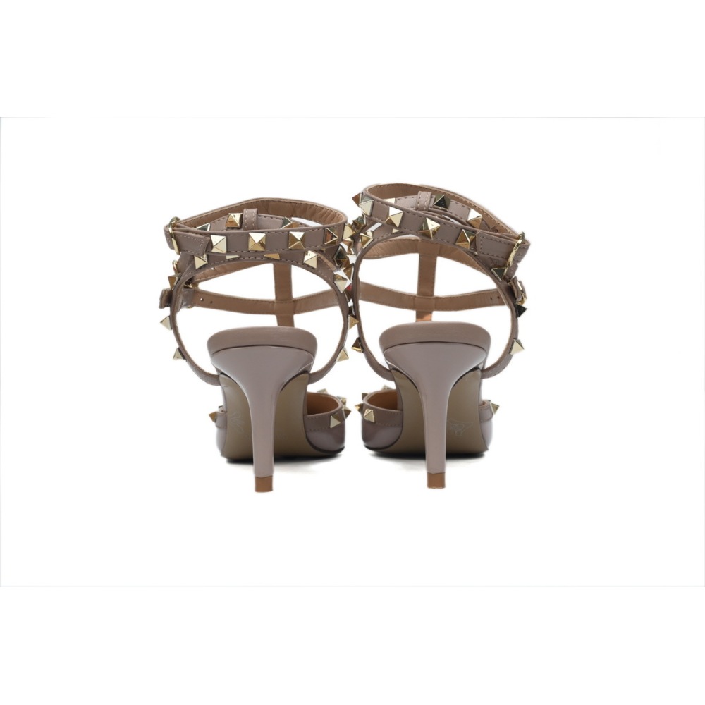 PKGoden Valentino Garavani Rockstud Off White