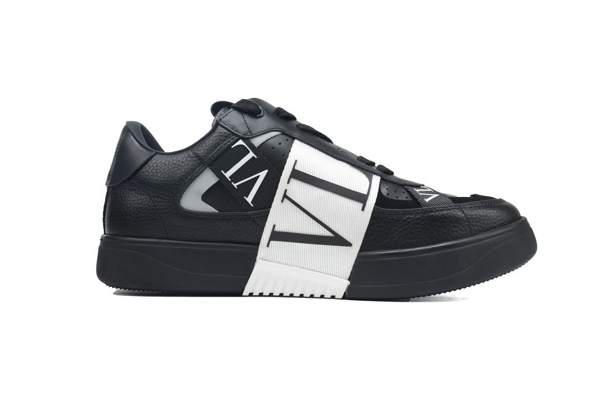  Valentino Garavani VL7N Low Sneakers Black