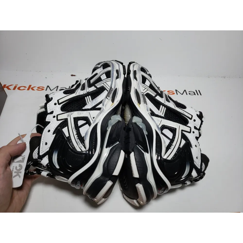 PKGoden Balenciaga 7th Runner Black White 677403W3RB29010