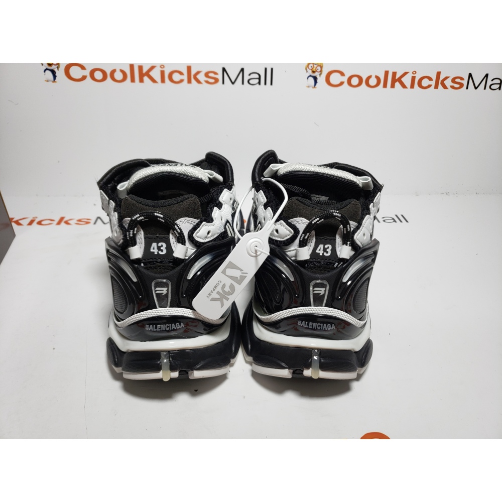 PKGoden Balenciaga 7th Runner Black White 677403W3RB29010