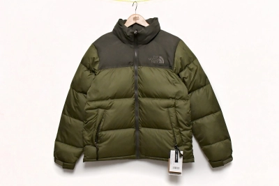 The North Face Grass Green Long-sleeved down jacket 01