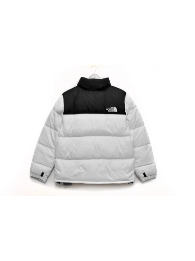 The North Face Splicing White And Black Long-sleeved down jacket 02