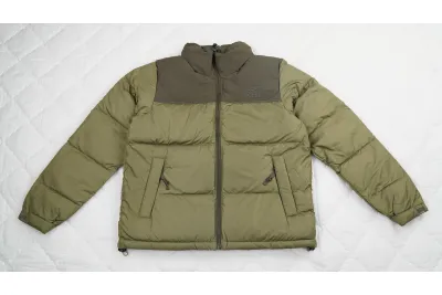 The North Face Splicing White And Double Green Long-sleeved down jacket 01