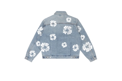  Denim Tears Type - 2 All Over Wreath Light Wash Jacket 02