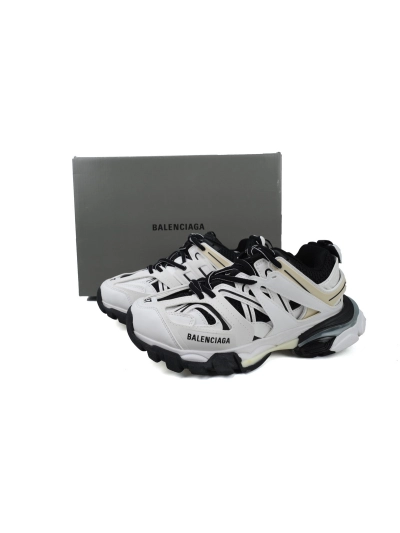 PKGoden Balenciaga 3rd Track Sneaker White Black 02