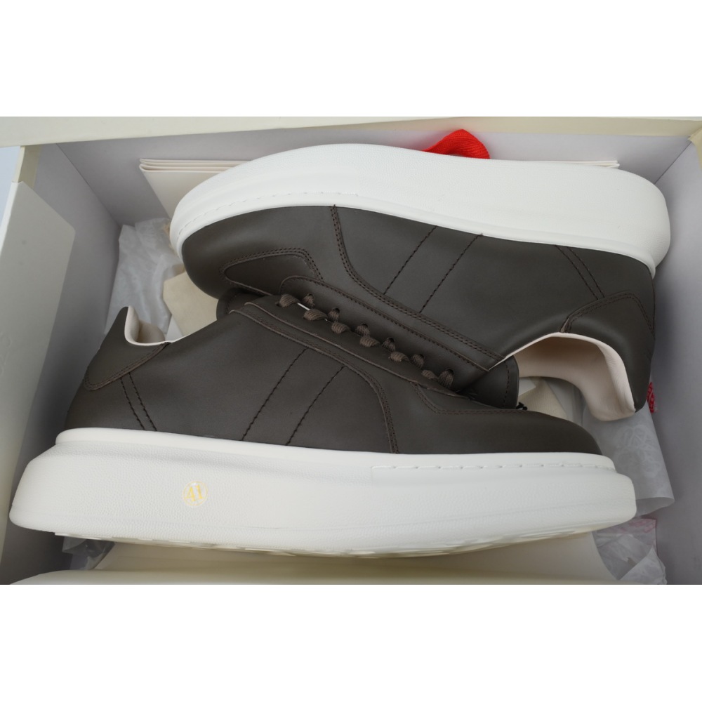 Alexander McQueen Sneaker Black and White