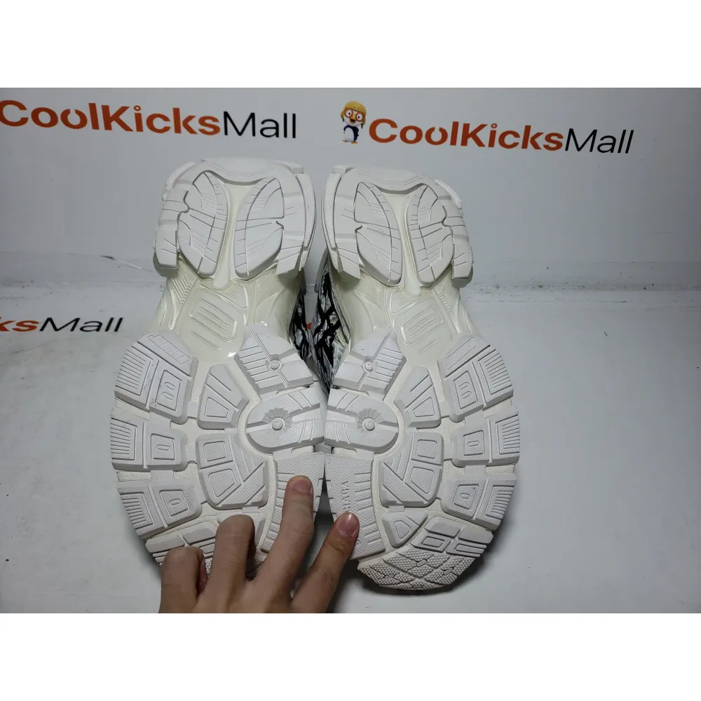 PKGoden Balenciaga Runner White And Black Characters 677402 W3RBQ 9010 