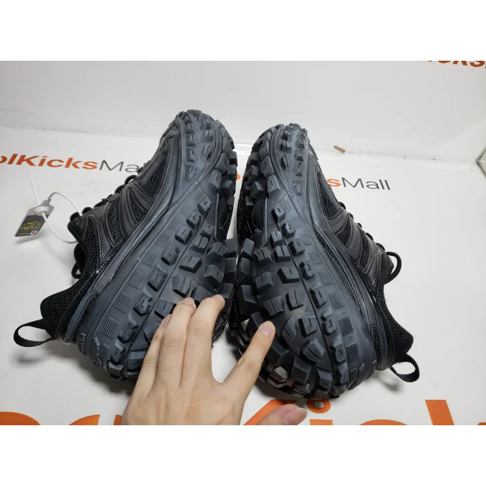 PKGoden Balenciaga Defender Black 685613 W2RA6 1000
