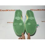 PKGoden Verdy x Dunk Low SB Visty FN6040-400