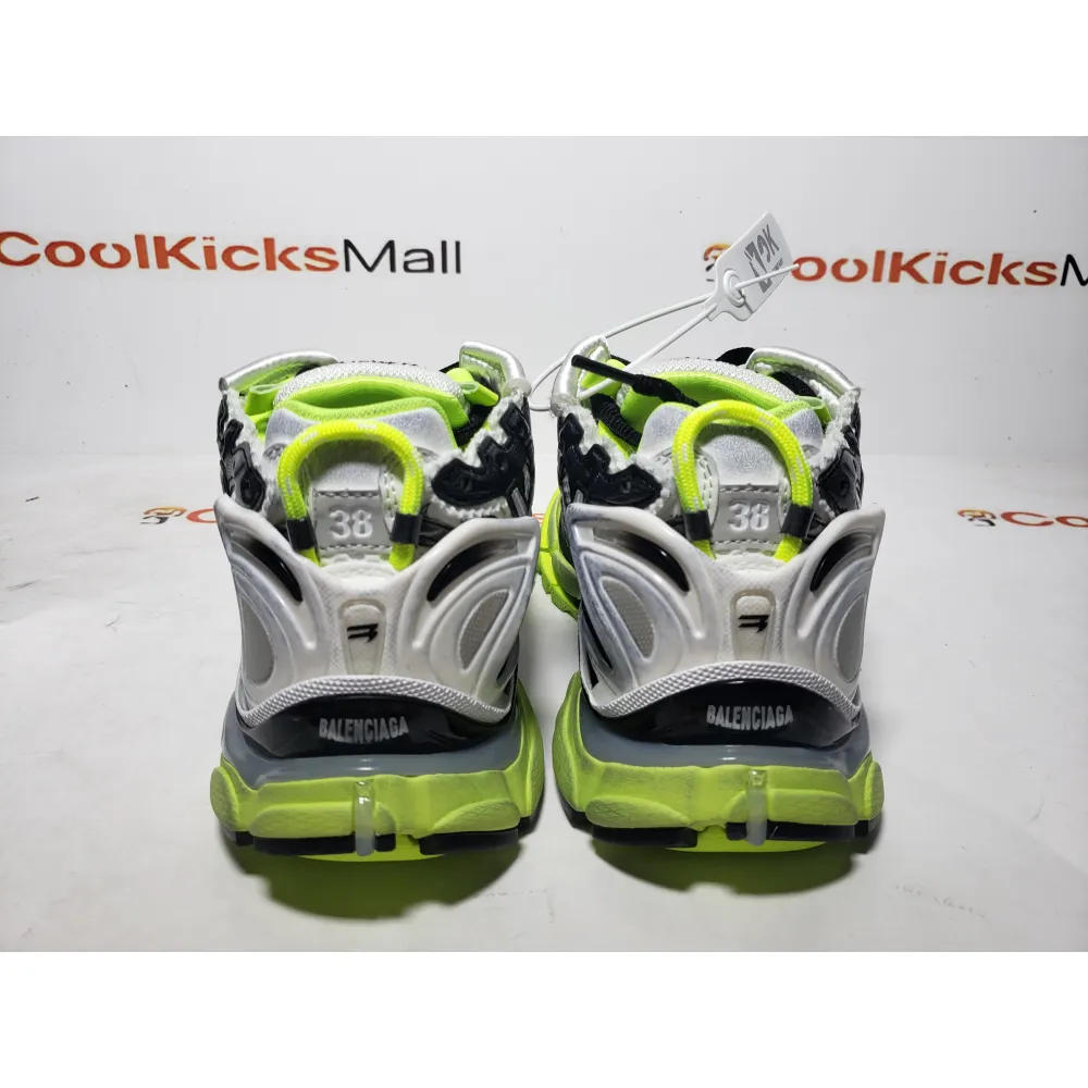 PKGoden Balenciaga Runner Black, white, and Yellow 677402 W3RBP 1093 