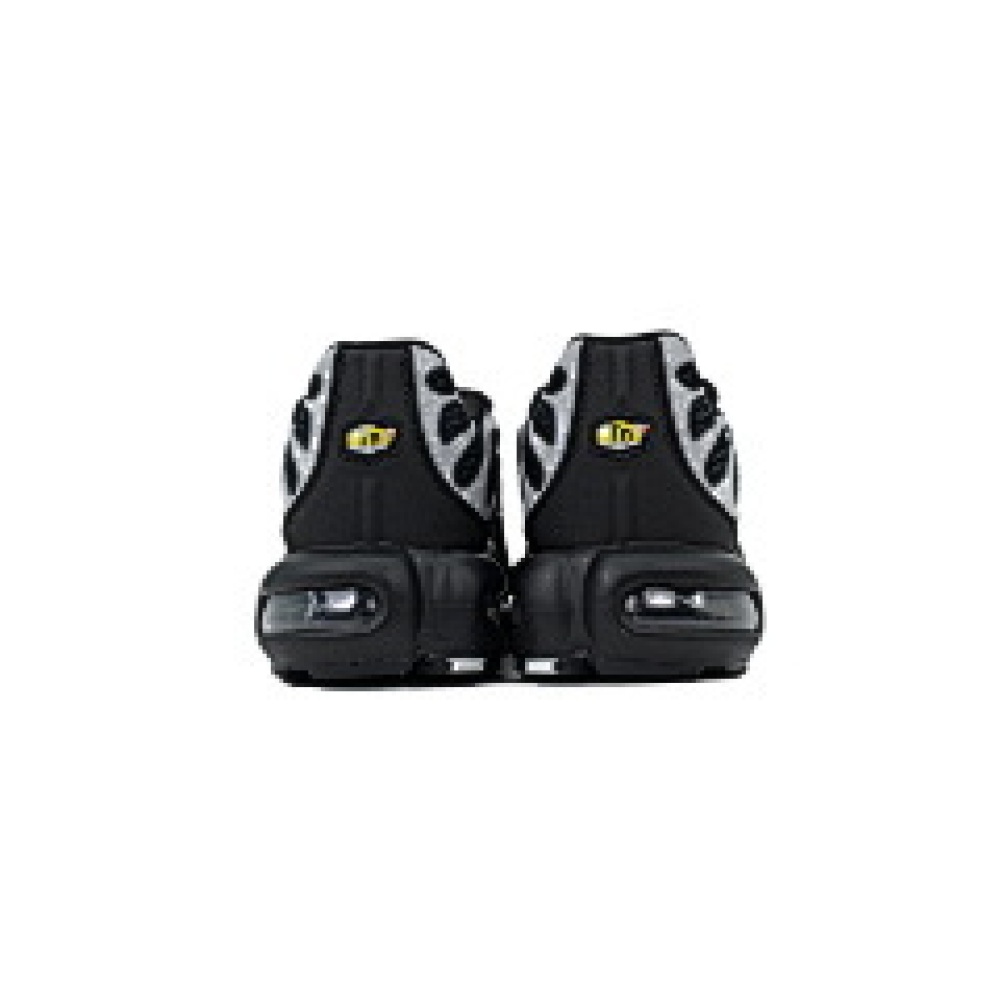 G5 Air Max Plus Premium Black Metallic Silver HQ3029-001