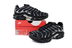 G5 Air Max Plus Premium Black Metallic Silver HQ3029-001
