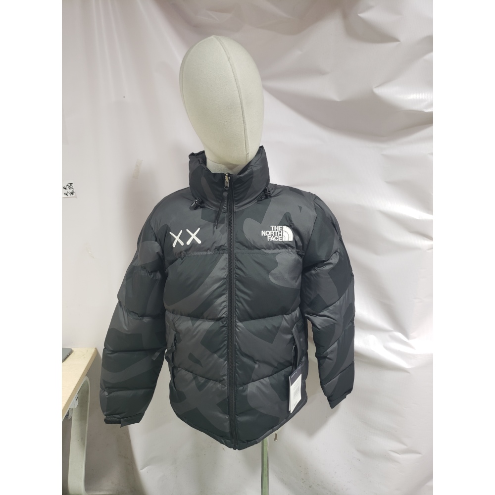 TheNorthFace Splicing White And XX black
