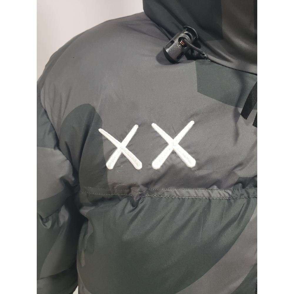 TheNorthFace Splicing White And XX black
