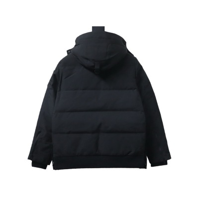 Moose Knuckles-Style Multi-Pocket Down Jacket Black 02