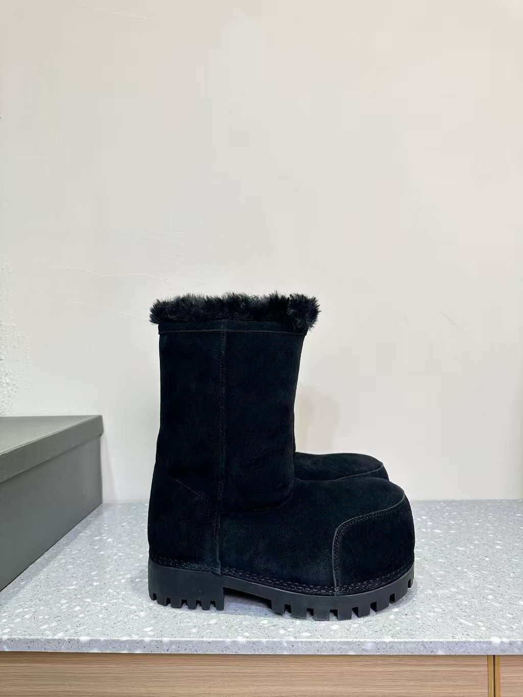 PKGoden Balenciaga Alaska Low Boot Black Suede 802204-WBFC1-1000